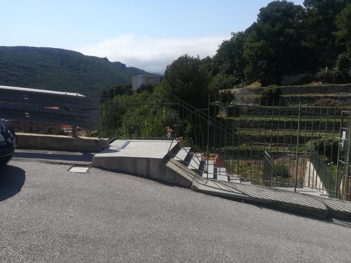 Rivierarent Appartamento Ulivo Finale Ligure Bagian luar foto